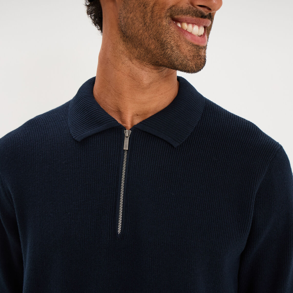 Pull col polo zipp&eacute; manches longues bleu marine homme