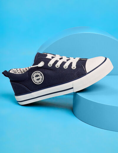 Tennis basses toile lacets bout renforc&eacute; bleu marine gar&ccedil;on