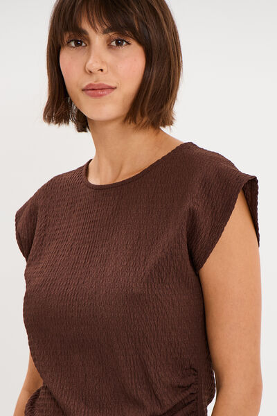 T-shirt fronc&eacute; gaufr&eacute; manches courtes marron fonc&eacute; femme