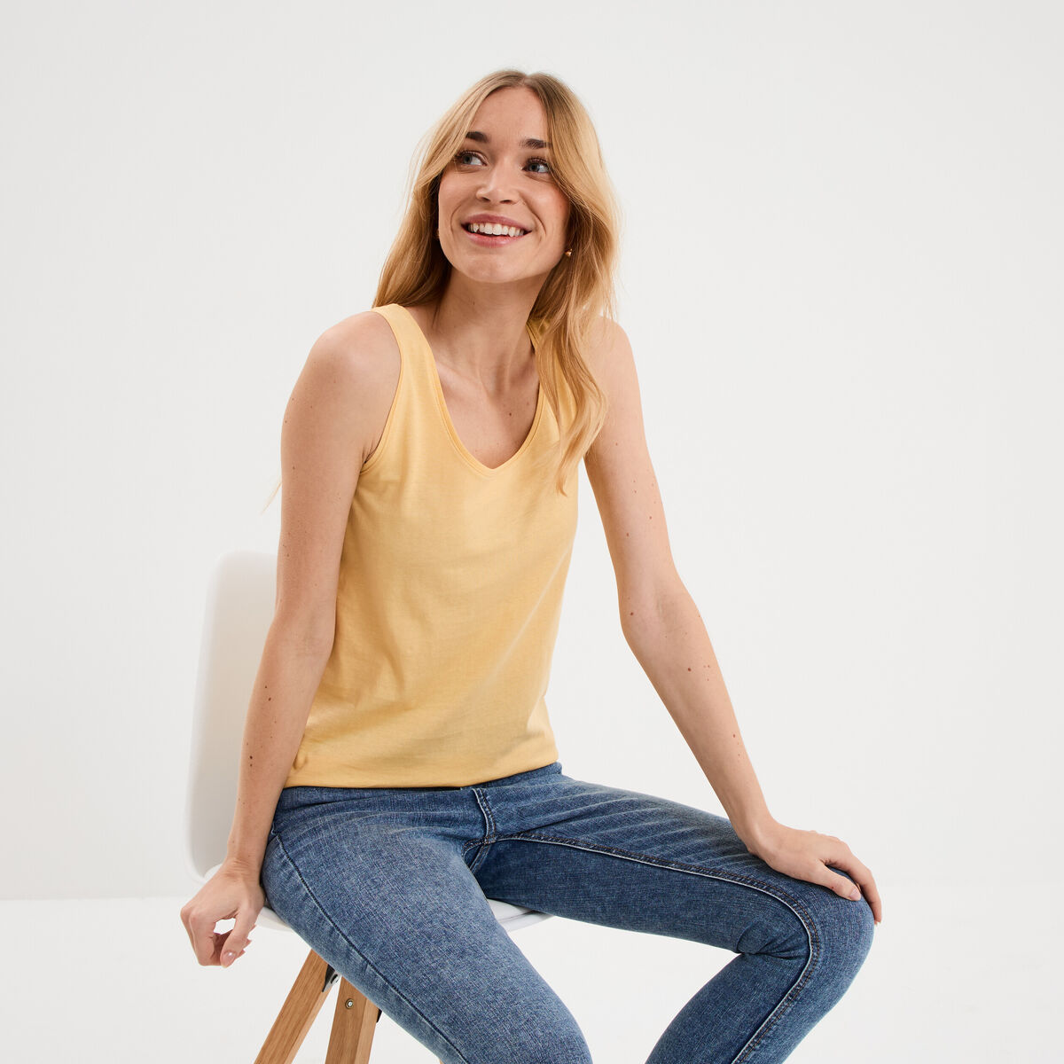 D&eacute;bardeur bretelles larges coton jaune clair femme