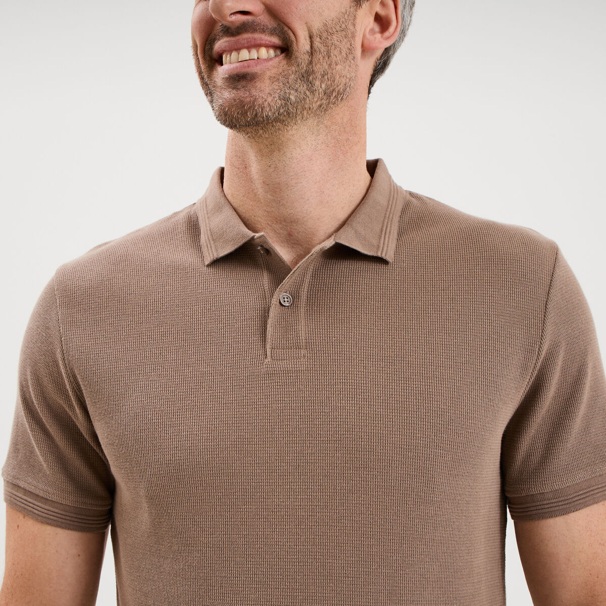 Polo textur&eacute; manches courtes coton marron homme