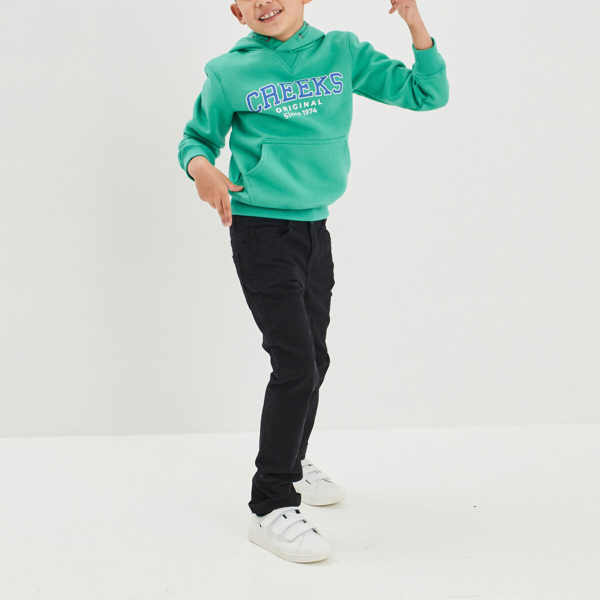 Pantalon regular avec poches noir gar&ccedil;on