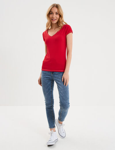 T-shirt col V ajust&eacute; manches courtes rouge femme