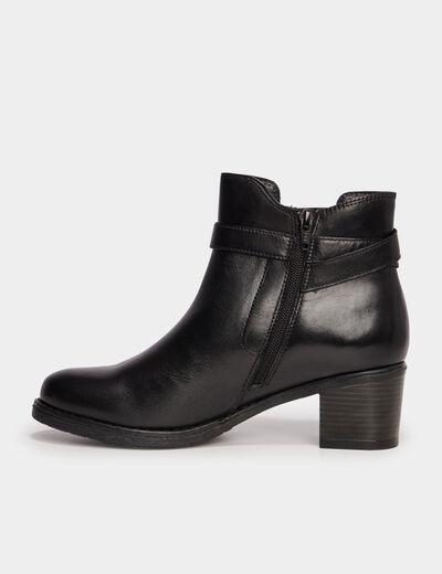 Bottines avec boucles en cuir noir femme