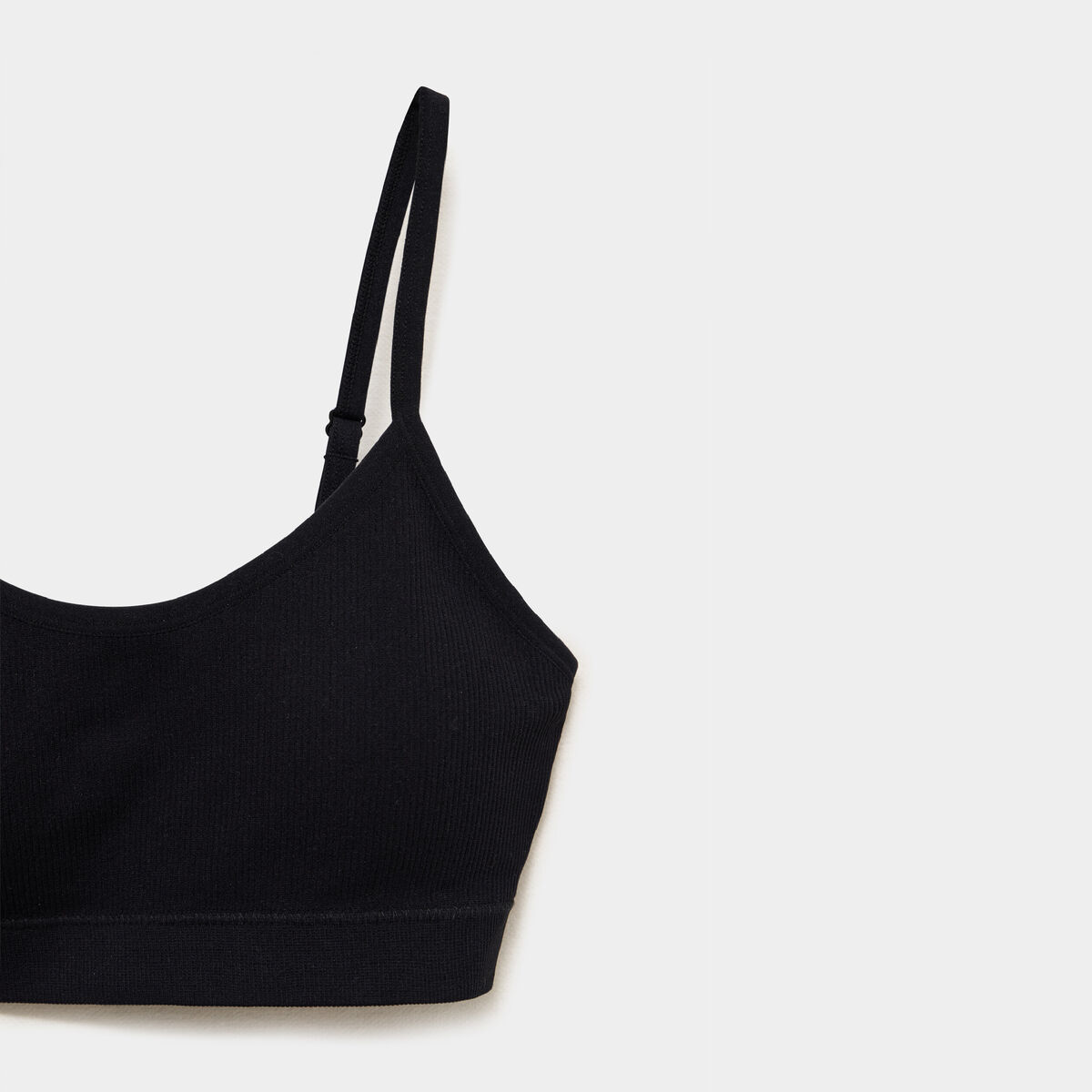 Lot 2 brassi&egrave;res padd&eacute;es sans couture noir femme