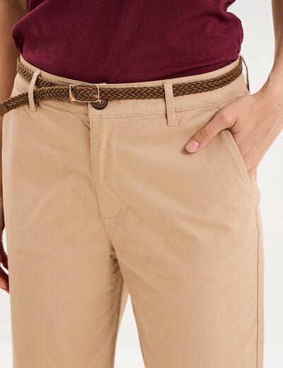 Pantalon chino regular ceinture tress&eacute;e sable femme