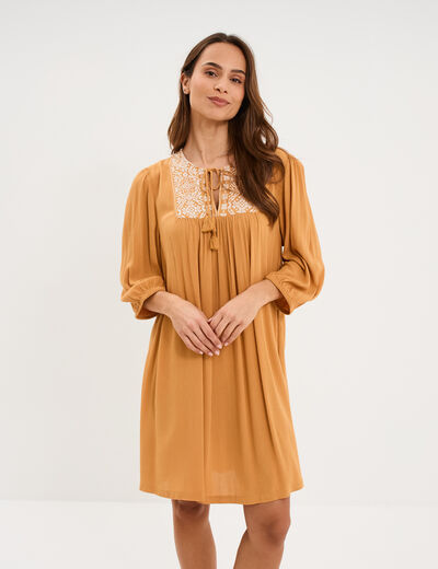 Robe fluide brod&eacute;e manches 3/4 jaune moutarde femme