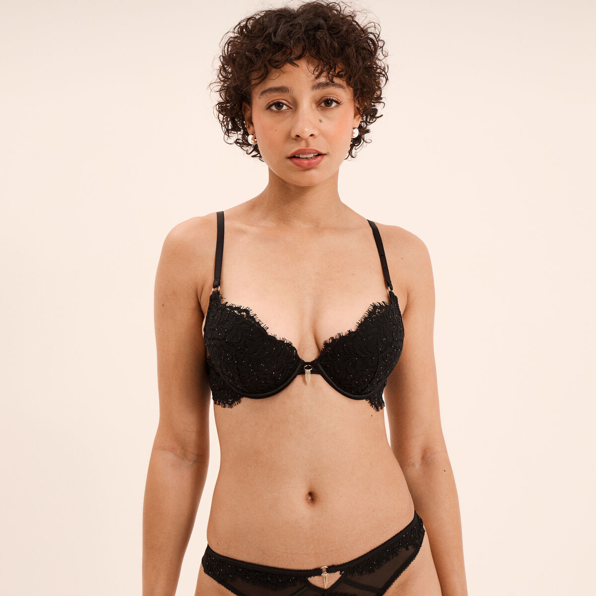Soutien-gorge maxi push-up dentelle noir femme