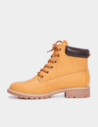 Bottines crant&eacute;es jaune moutarde femme
