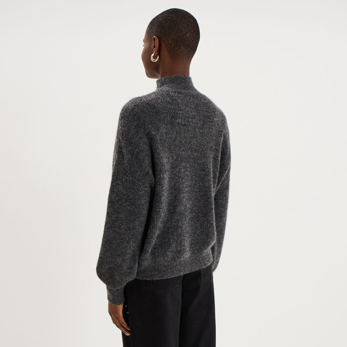 Pull col montant manches longues amples gris fonc&eacute; femme