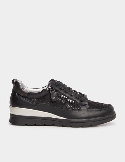 Tennis basses pied large Confortissimo noir femme