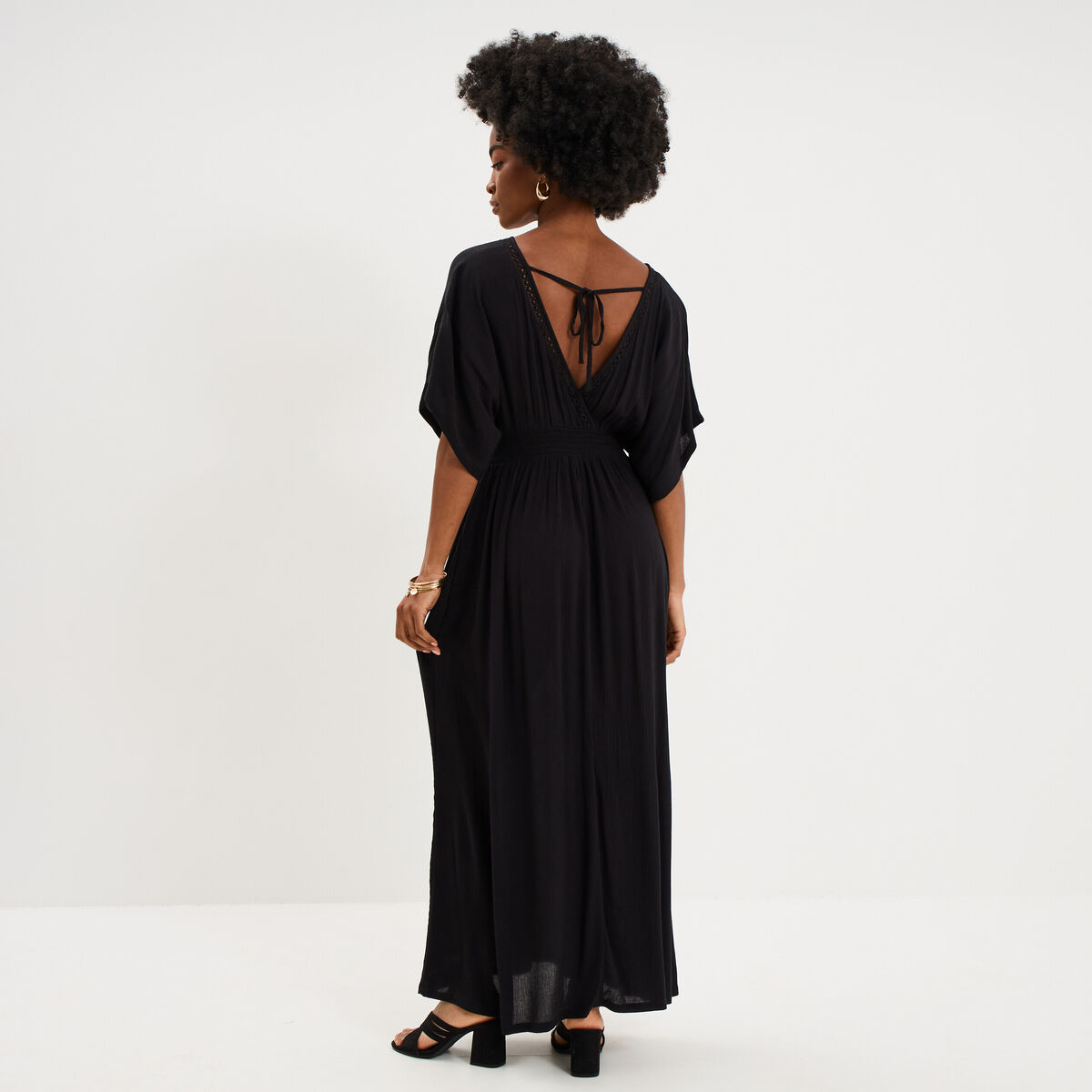 Robe fluide longue col et dos en V noir femme