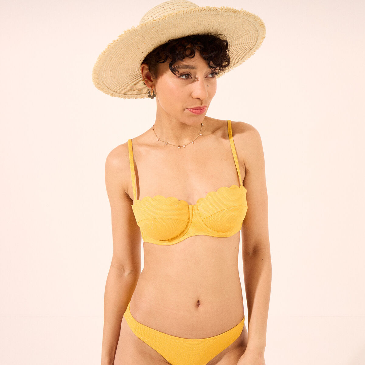 Haut de maillot de bain bandeau jaune femme