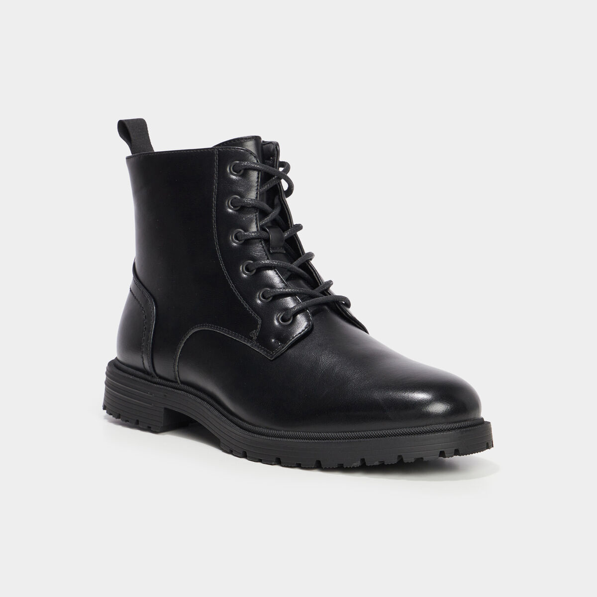 Bottines zipp&eacute;es effet similicuir noir homme