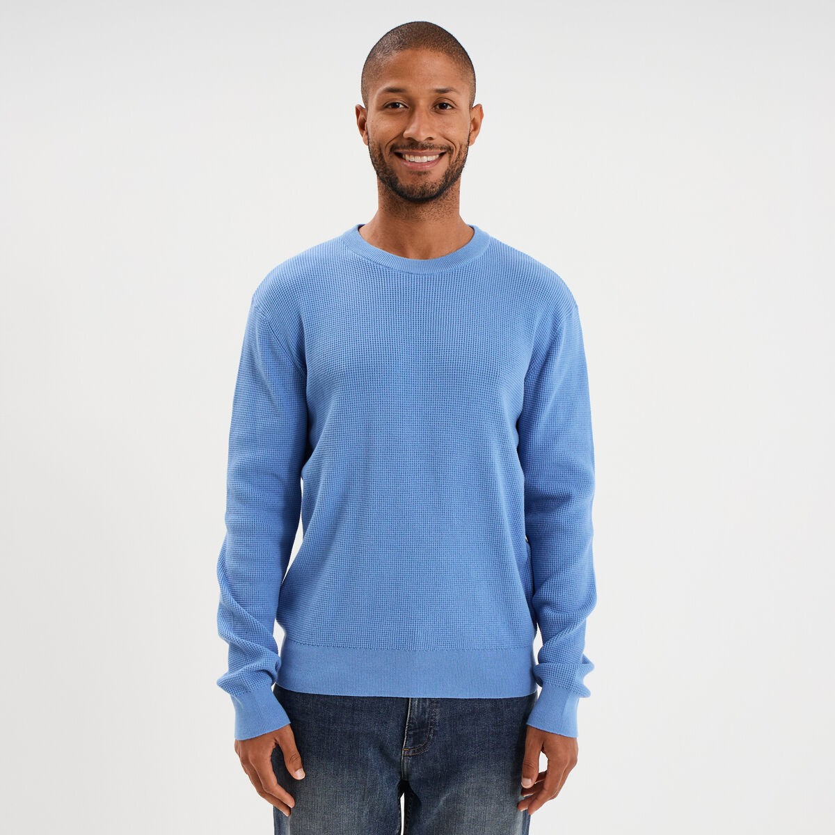 Pull en maille textur&eacute;e col rond bleu homme
