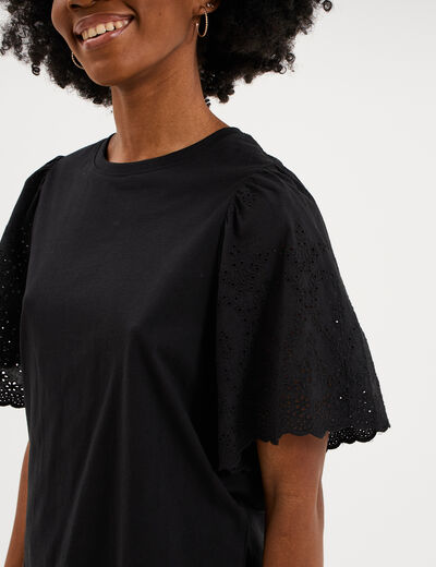 T-shirt manches broderie anglaise coton noir femme