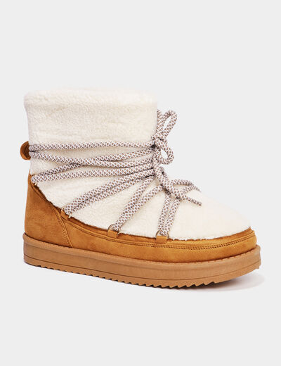 Boots fourrées fausse laine de mouton sable femme