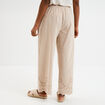 Pantalon avec broderie anglaise beige femme