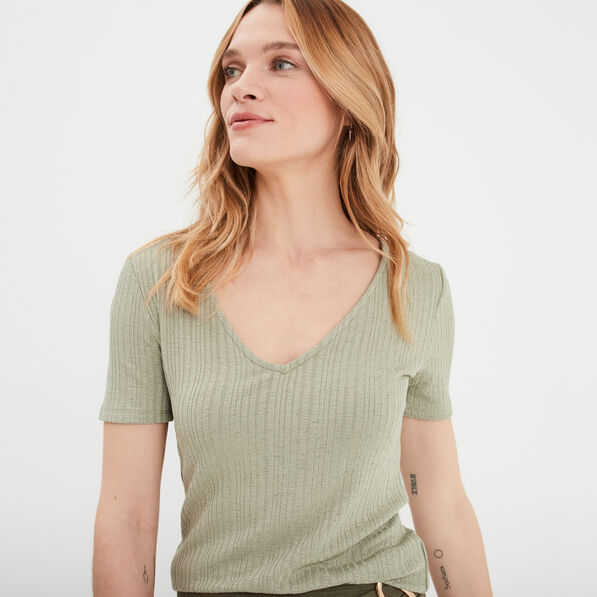 t shirt col en v cotele vert kaki femme T-shirt col en V côtelé vert kaki femme