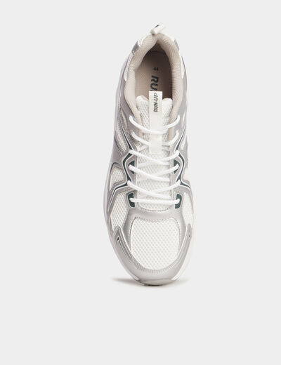 Baskets running &agrave; lacets gris argent homme