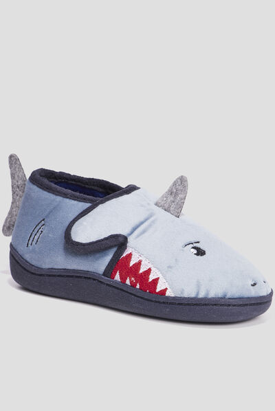 Chaussons détail requin gris garçon