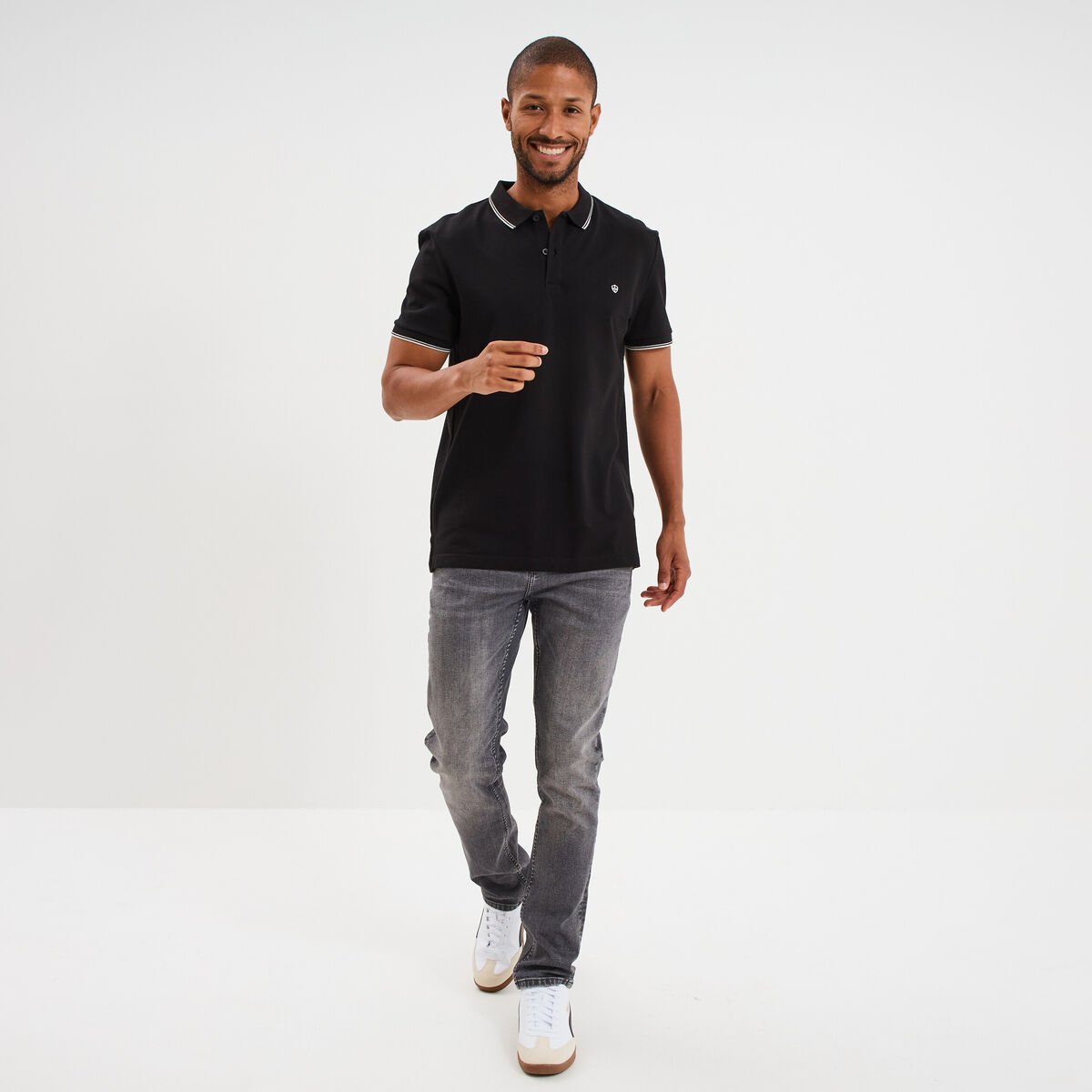 Polo manches courtes bords contrastés noir homme