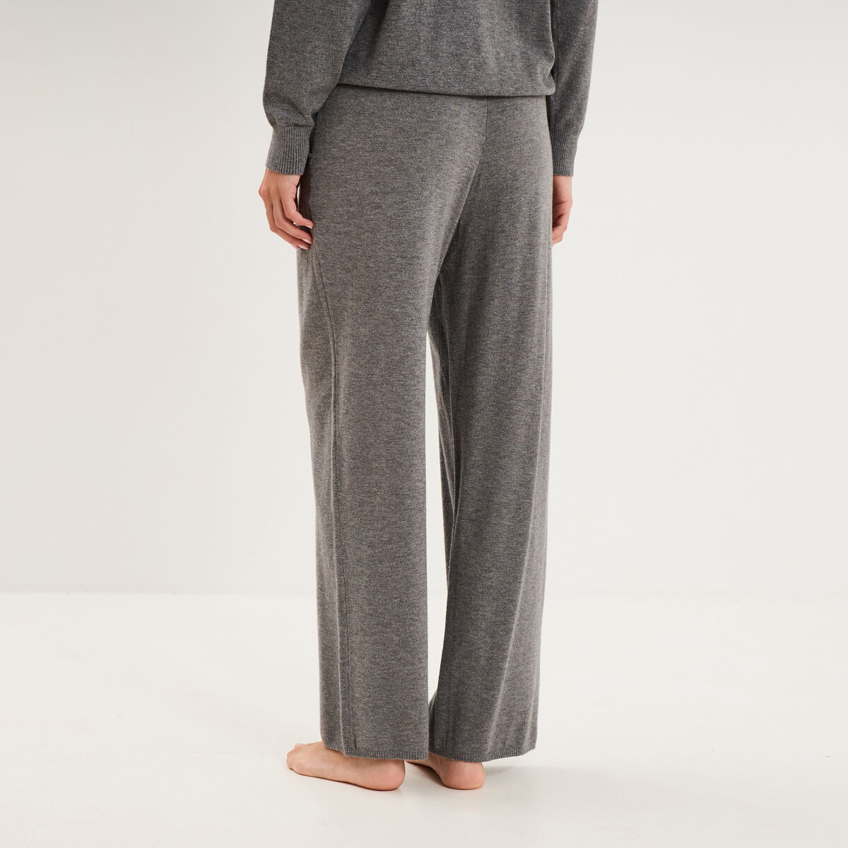 Pantalon de pyjama large en maille gris fonc&eacute; femme