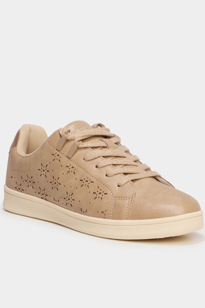 Baskets perfor&eacute;es semelle plate sable femme