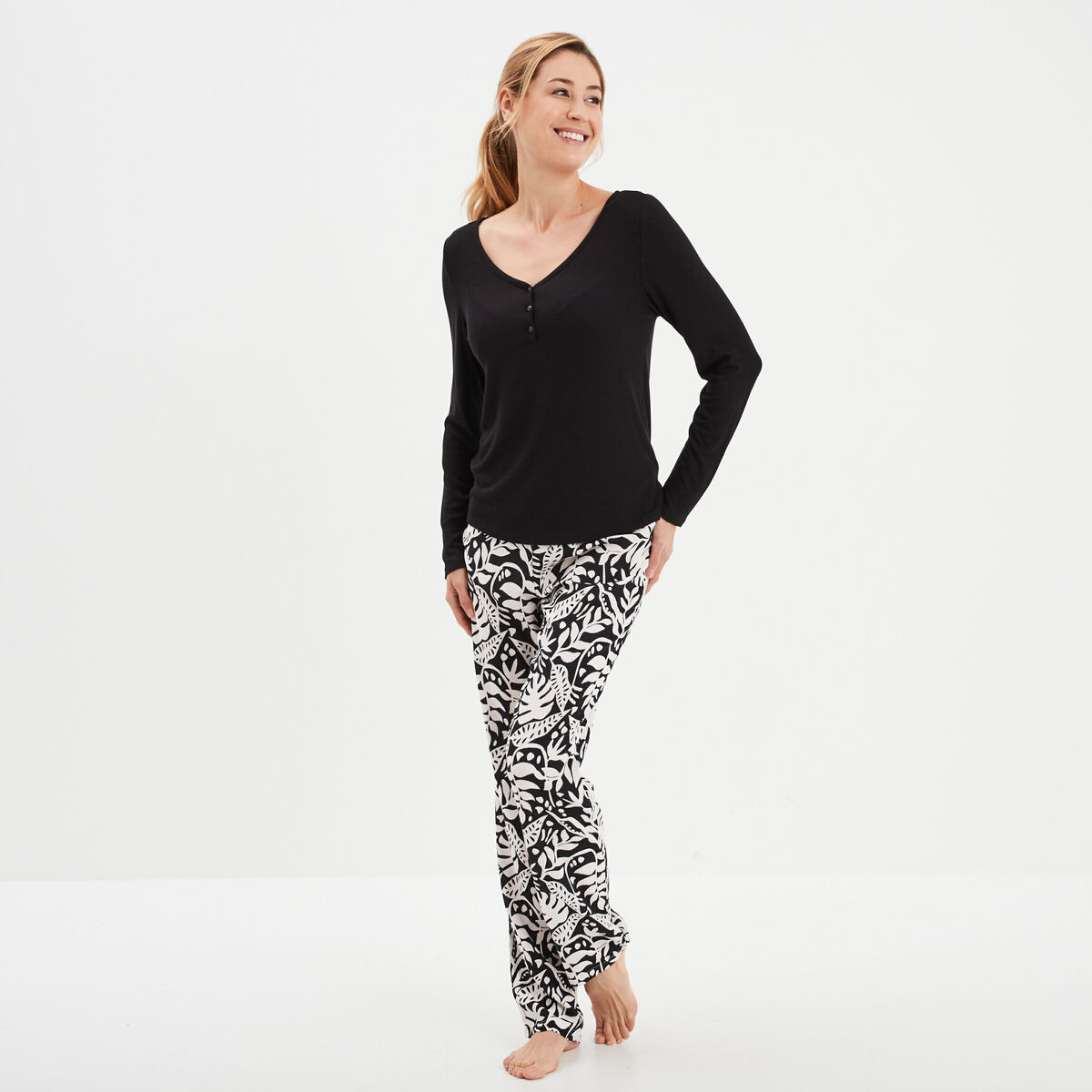 Ensemble pyjama manches longues 2 pi&egrave;ces noir femme