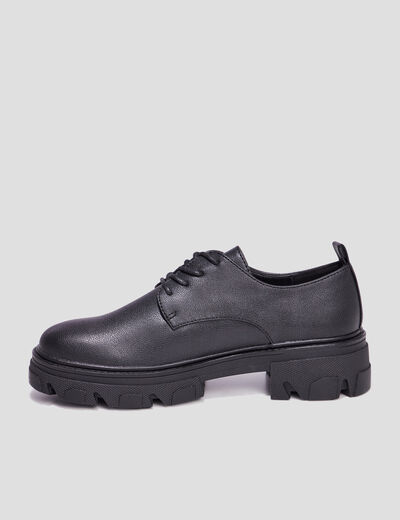 Derbies grosses semelles Liberto noir femme