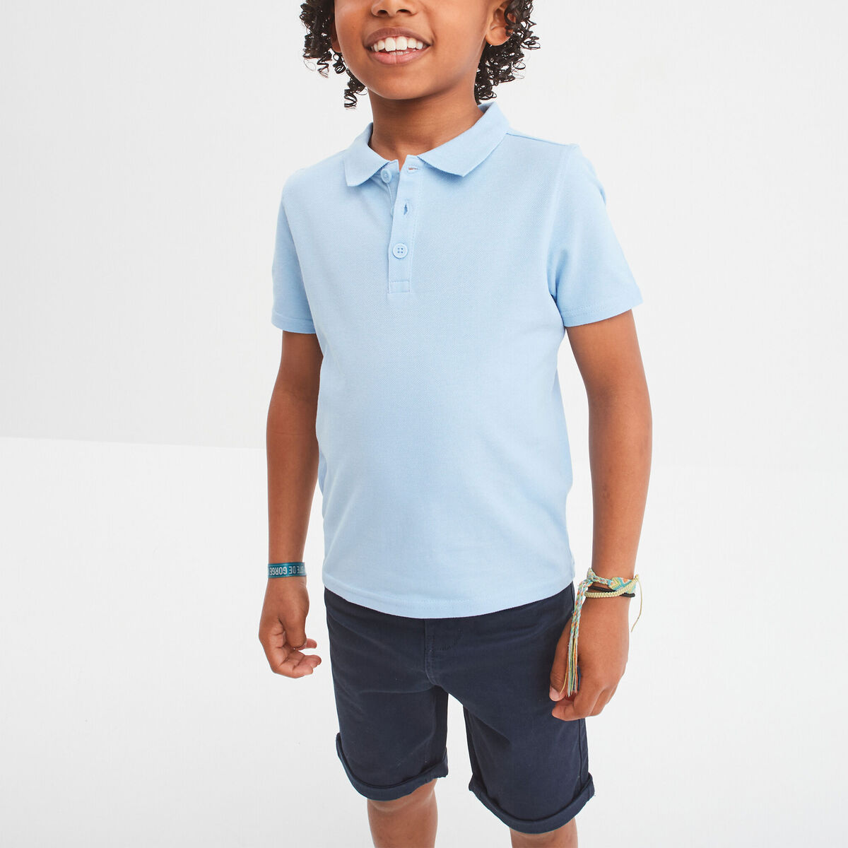 Polo manches courtes &agrave; d&eacute;tail brod&eacute; bleu pastel gar&ccedil;on