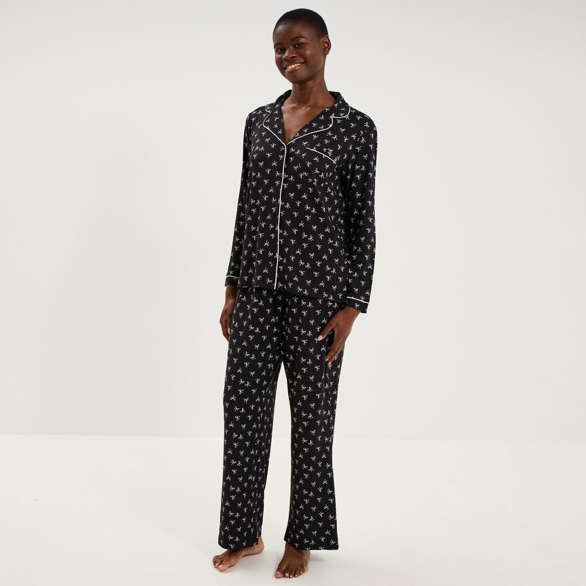 Ensemble pyjama chemise et pantalon noir femme