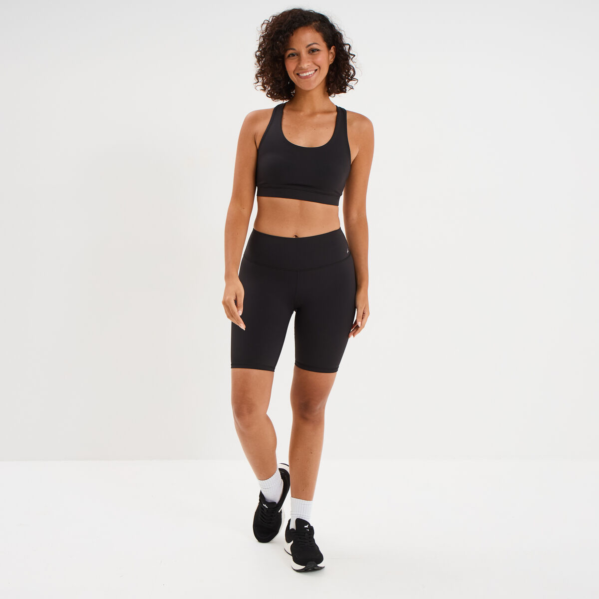 Short cycliste de sport taille haute noir femme