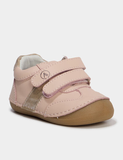 Bottillons &agrave; scratchs en cuir rose clair b&eacute;b&eacute; fille