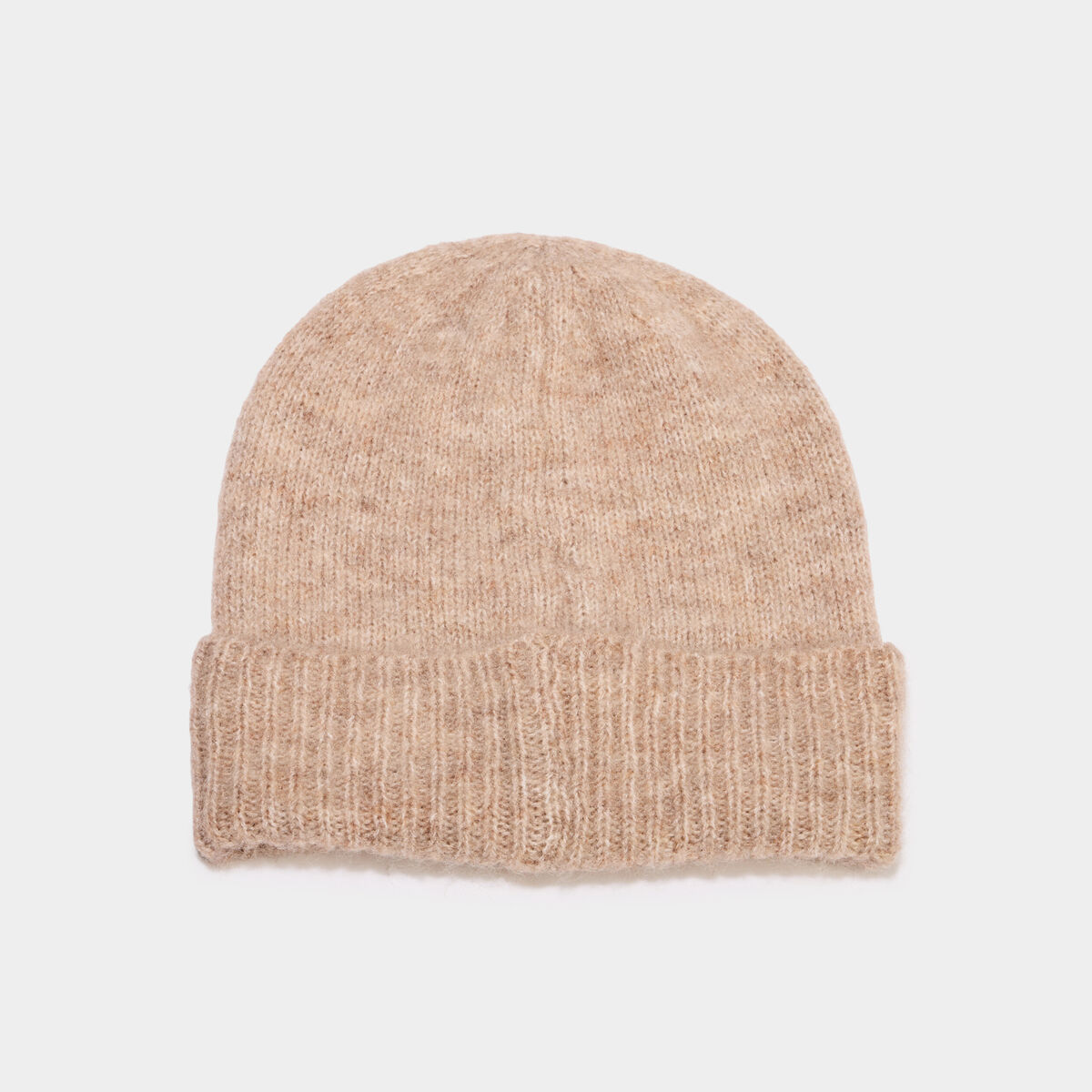 Bonnet maille c&ocirc;tel&eacute;e beige femme