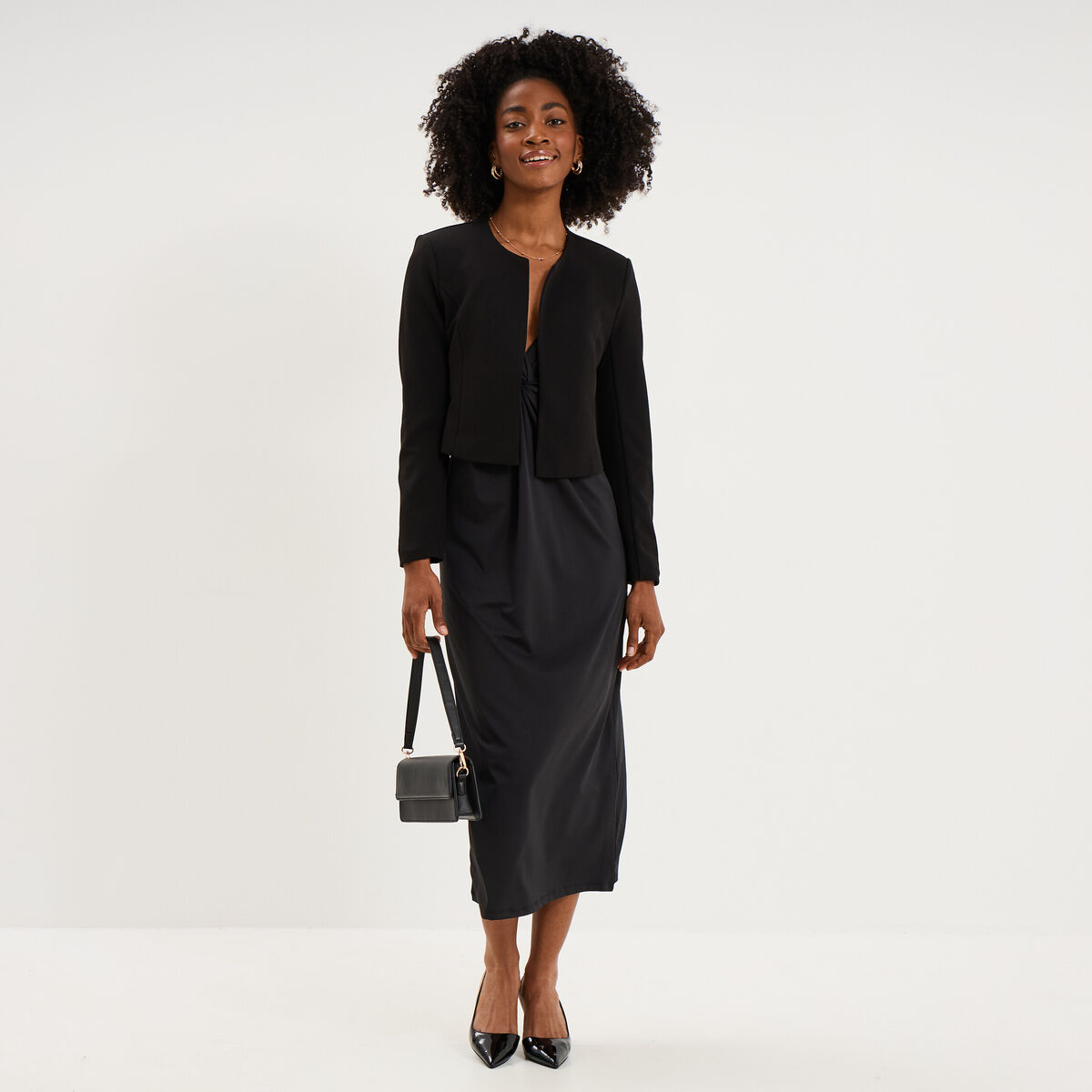 Veste bol&eacute;ro courte ajust&eacute;e noir femme