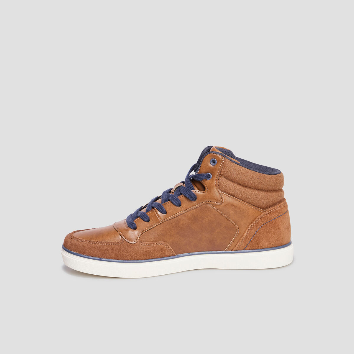 Baskets montantes &agrave; lacets marron homme