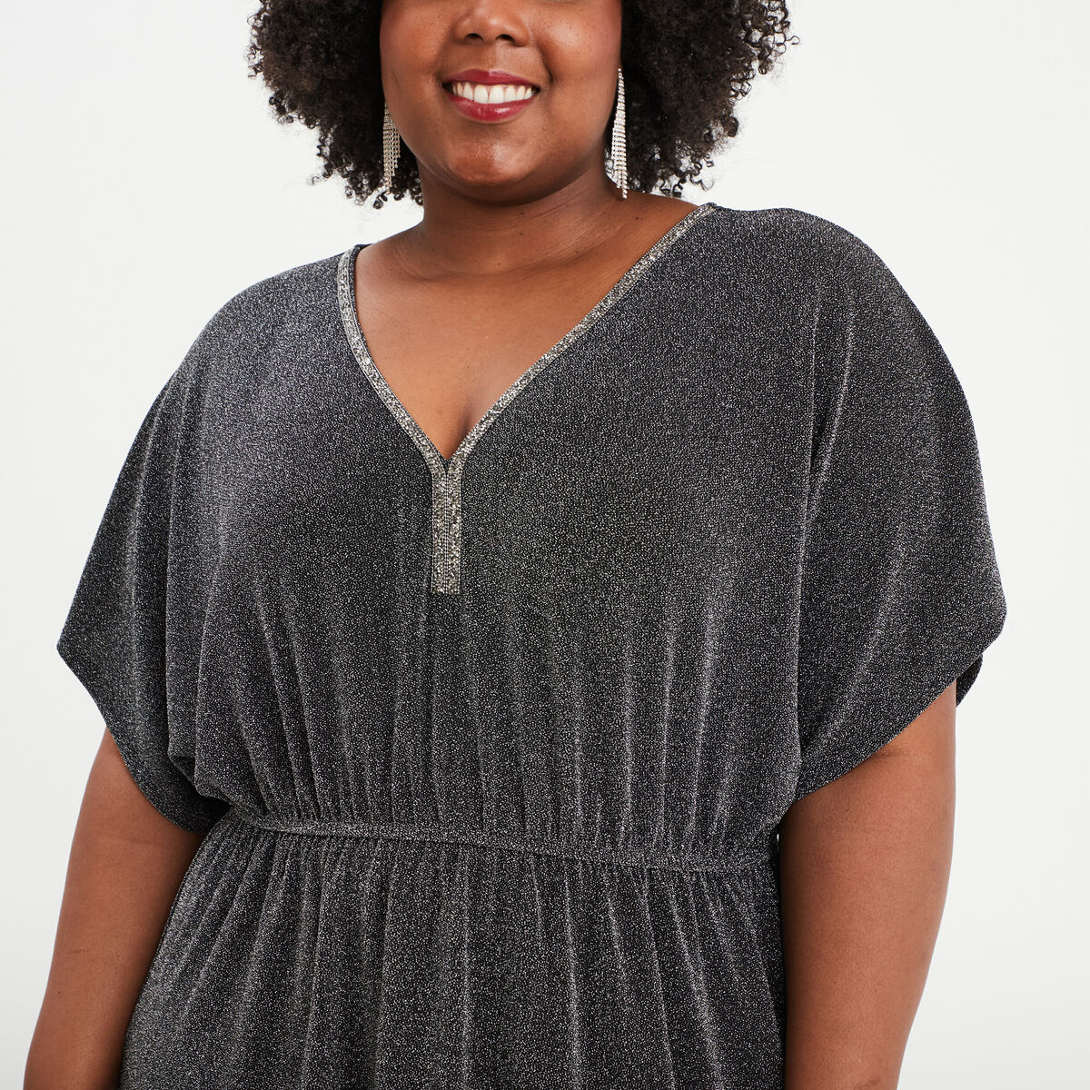 Robe &eacute;vas&eacute;e fils m&eacute;tallis&eacute;s gris argent femme grande taille