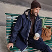 Parka d&eacute;perlante doubl&eacute;e &agrave; capuche bleu fonc&eacute; homme