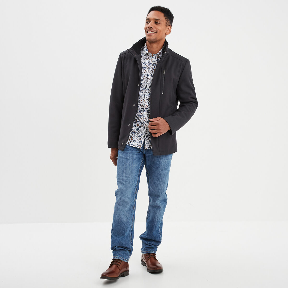 Chemise ajustée col français blanc homme