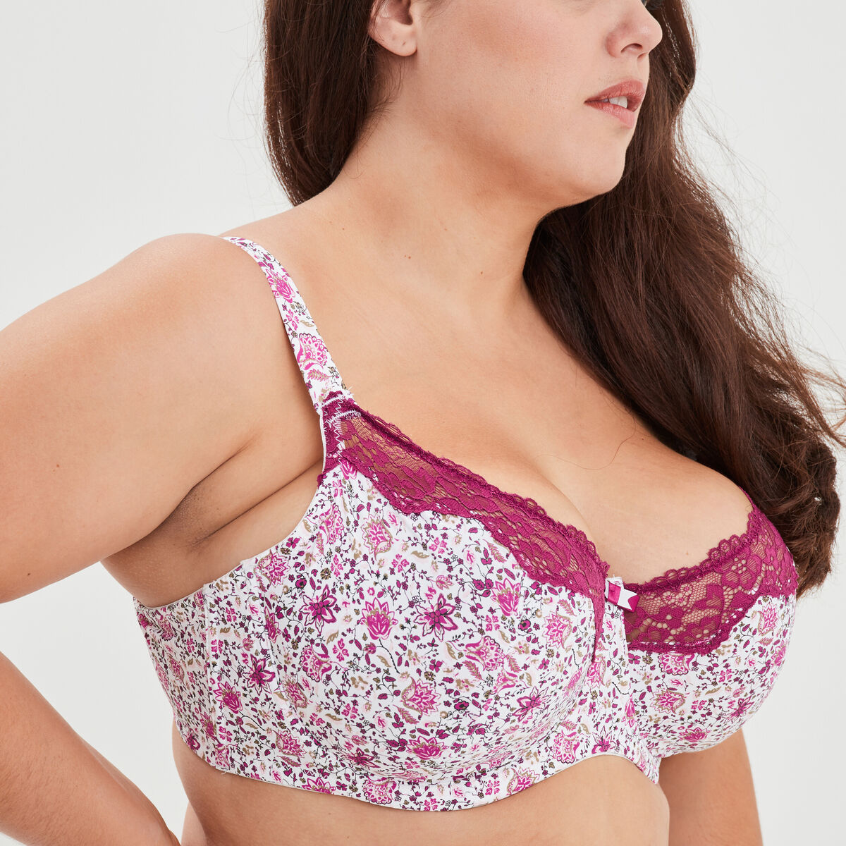 Soutien-gorge emboitant microfibre beige femme grande taille