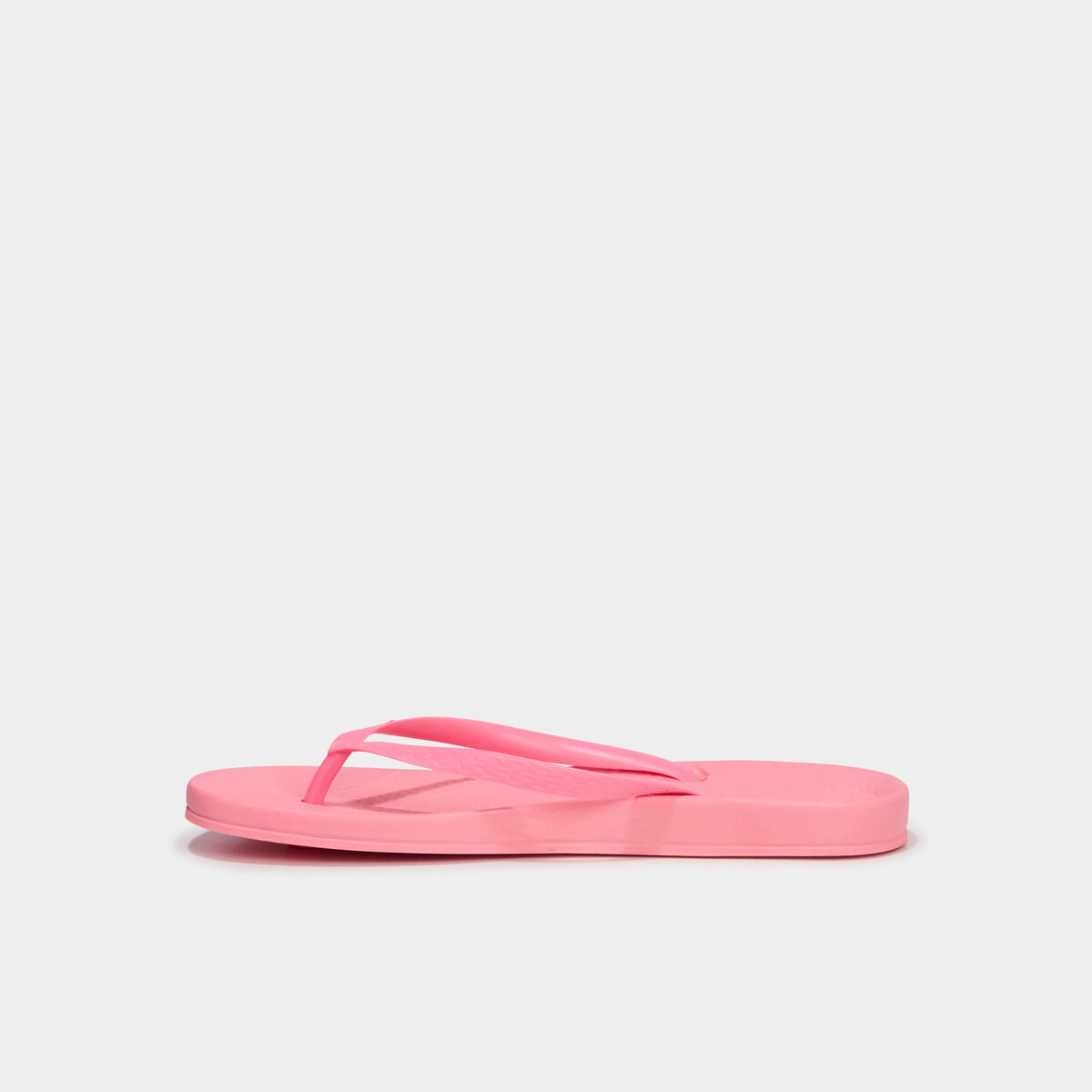 Tongs rose poudr&eacute;e femme