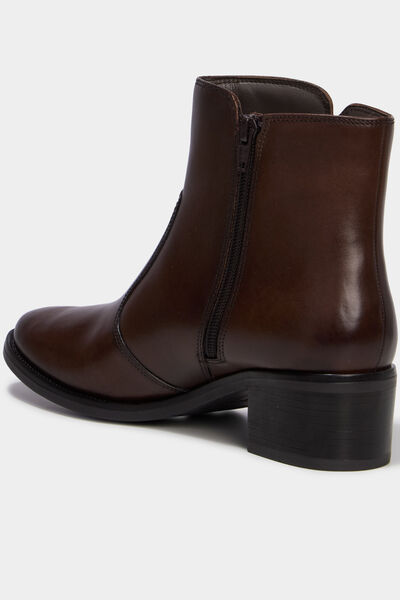 Boots en cuir zipp&eacute;e &agrave; talons marron femme