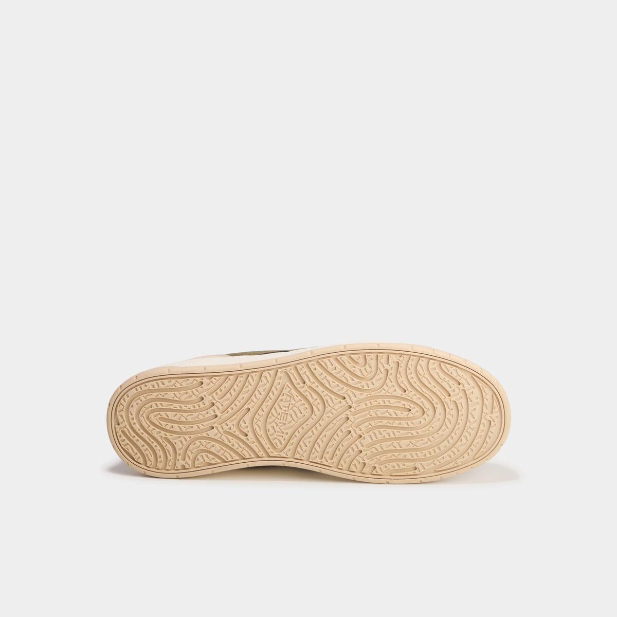 Tennis basses &agrave; lacets semelle plate vert kaki homme
