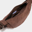 Sac banane effet velours c&ocirc;tel&eacute; marron fonc&eacute; femme