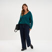 Pull fin col en V manches longues vert fonc&eacute; femme grande taille