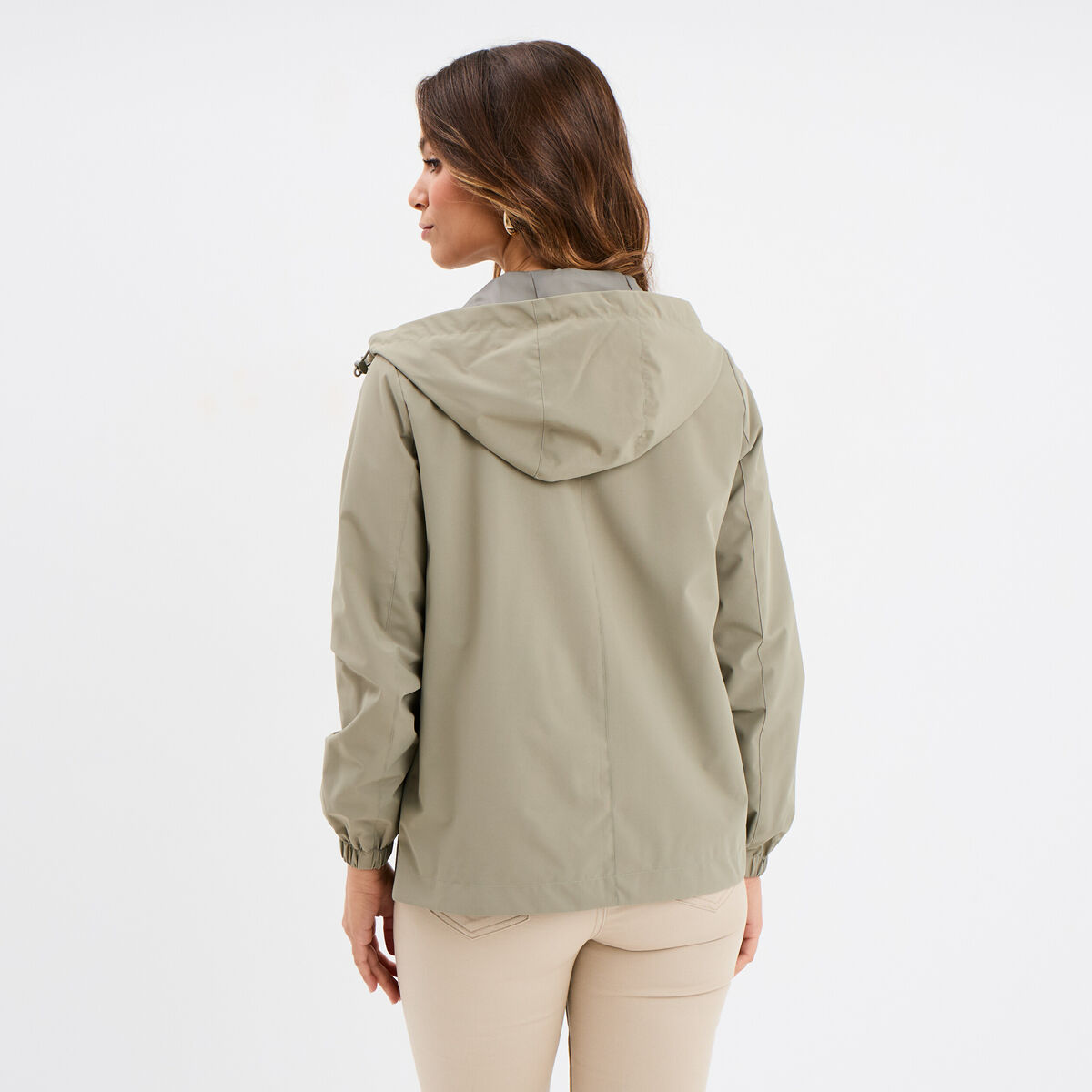 Coupe-vent d&eacute;perlant &agrave; capuche vert kaki femme