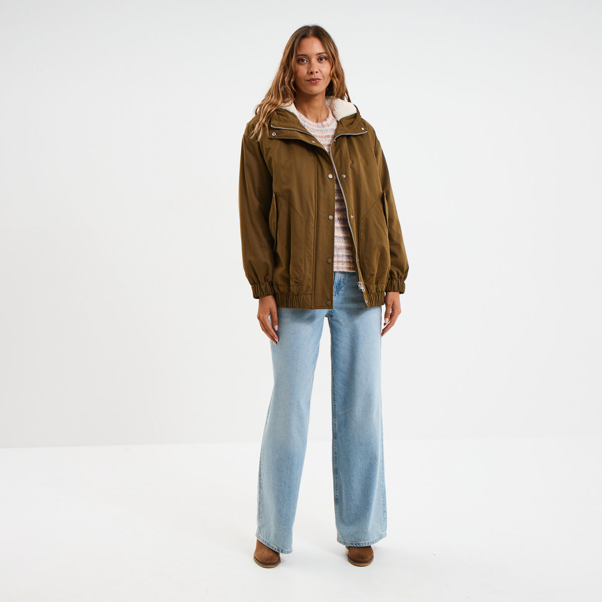 Parka oversize capuche doubl&eacute;e sherpa vert olive femme