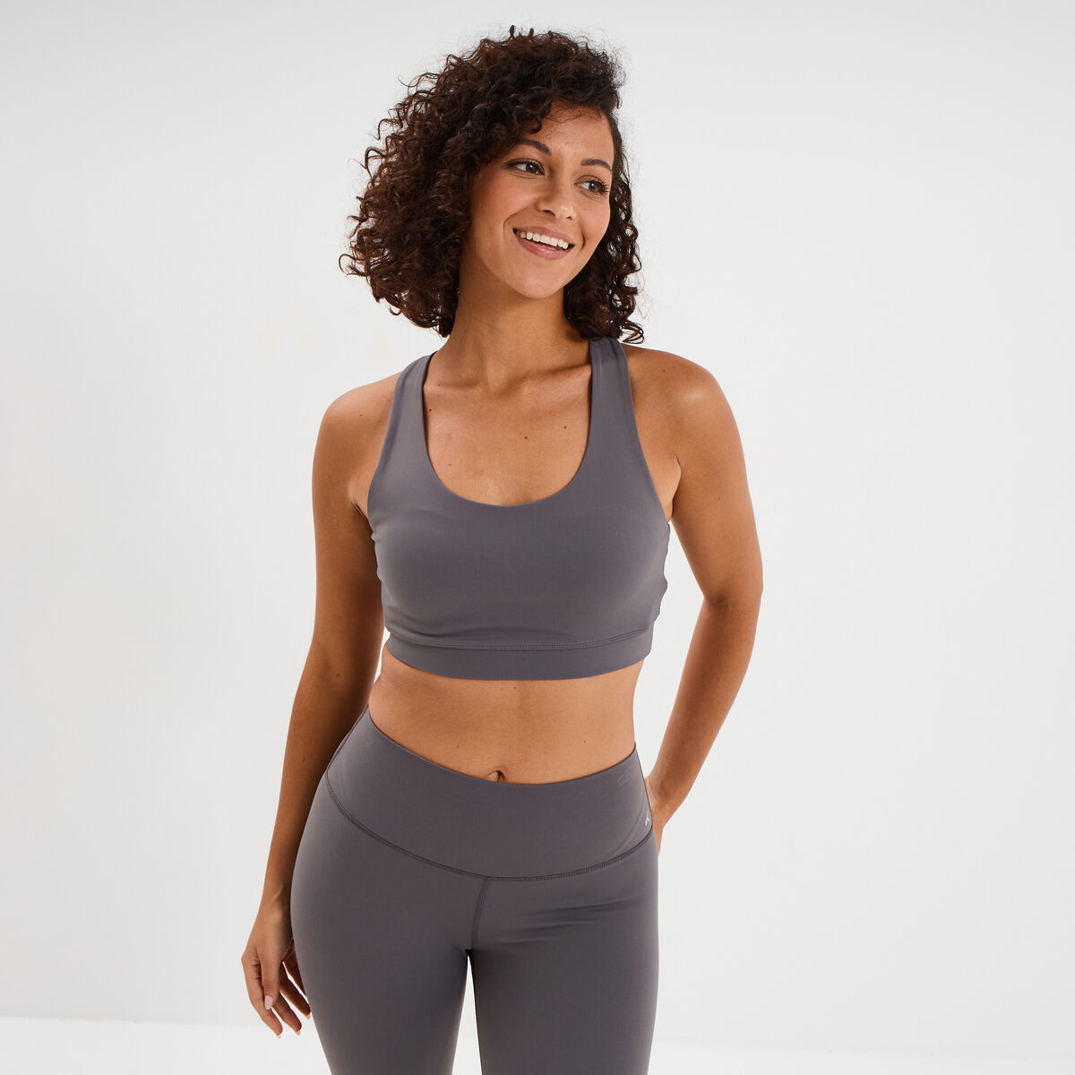 Brassi&egrave;re de sport dos nageur gris fonc&eacute; femme
