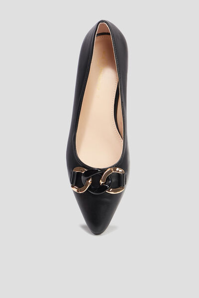 Ballerines détails chaînes bouts pointus noir femme